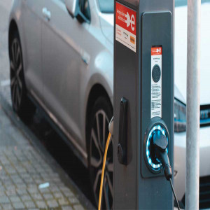 Automotive Power Management IC Automotive Power Management IC